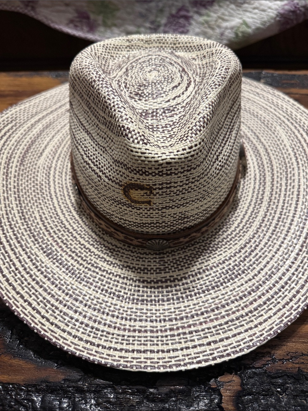 Women’s Two-Tone Straw Rancher Hat with Decorative Band - Natural/Taupe